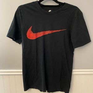 The Nike Tee Medium Red Swoosh Logo